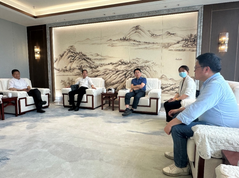 汽车与交通工程学院赴江苏中轨交通科技开展校企合作交流